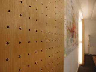 Werkstück - Handwerk und Bau - Referenzen - Immanuel Diakonie Hauptverwaltung Berlin - Holzverkleidung für eine gute Akustik